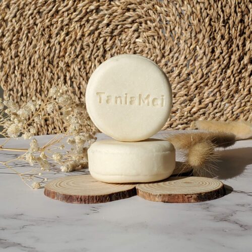 white round shampoo bar