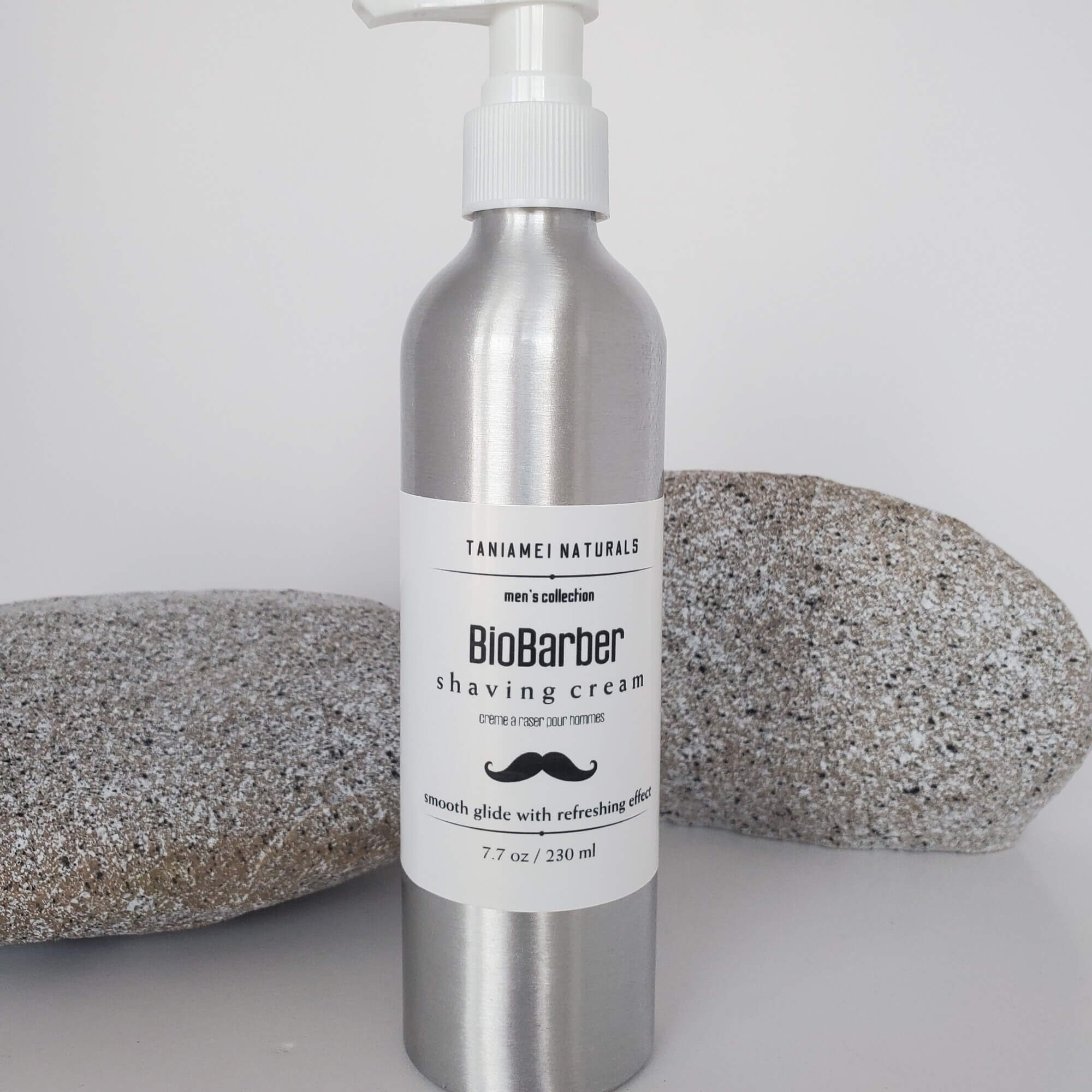 Aluminium spray bottle with shaving cream